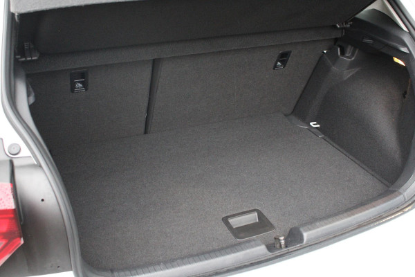 Volkswagen Polo 1.0 TSI Life | Digitaal Cluster | Stoelverwarming | Airco | Reservewiel |