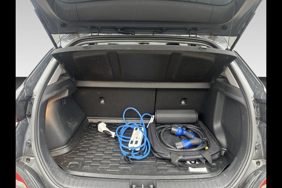 Hyundai Kona EV Premium 64 kWh