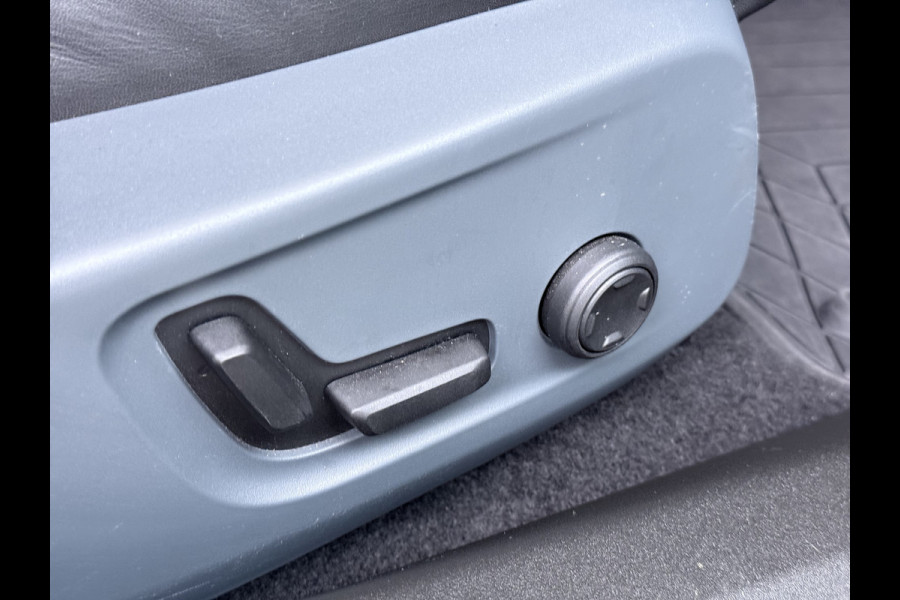 Polestar 2 Long Range PERFORMANCE Dual Motor AWD Launch Edition 78kWh Adap.Cruise Pano-Dak Harman&Kardon®-Audio Leder-Alcantara Navi Ecc Ap SOH 91% 4WD Stuur-Stoel-Achterbankverwarming Elek.Achterklep Privacy Glas Lmv 20" Led Dodehoekdetectie Rijstrooksensor Wifi 1e Eigenaar Origineel Nederlandse Auto