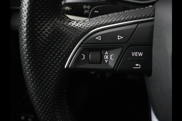 Audi Q5 55 TFSIe quattro S Line | Panoramadak | Adaptive cruise | 360 Camera | Virtual Cockpit | Half leder | Carplay | Full LED | Sportstoelen | Navigatie | PHEV | Plug In