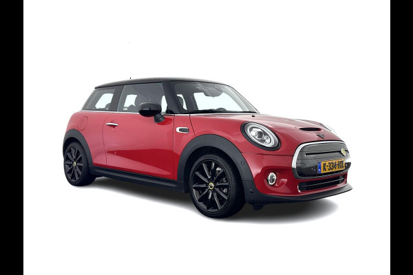 MINI Mini Electric Charged 33 kWh [ 3-Fase ] {SOH-100%} (INCL-BTW) *HEAD-UP | HARMAN/KARDON-AUDIO | LEATHER-ALCANTARA | MATRIX-LED | CAMERA | KEYLESS | NAVI-FULLMAP | DAB+ | ECC | HEATED-SPORT-SEATS | DIGI-COCKPIT | PDC | CRUISE | 17"ALU*