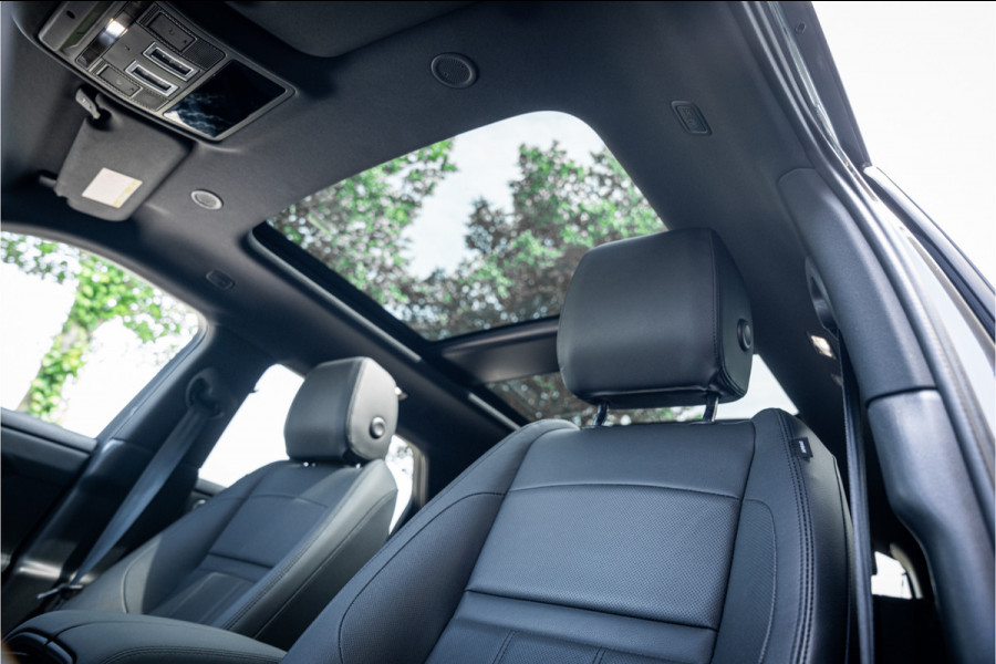 Land Rover Range Rover Evoque P300e PHEV AWD Dynamic SE ** Panodak ** Black Design ** Facelift model!