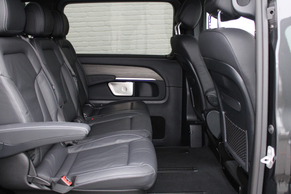 Mercedes-Benz V-Klasse 300d / DC / AMG / Elec Stoelen / 360 Cam / 2x Elec Schuifdeur / Burmester / Vol Opties / NIEUWSTAAT