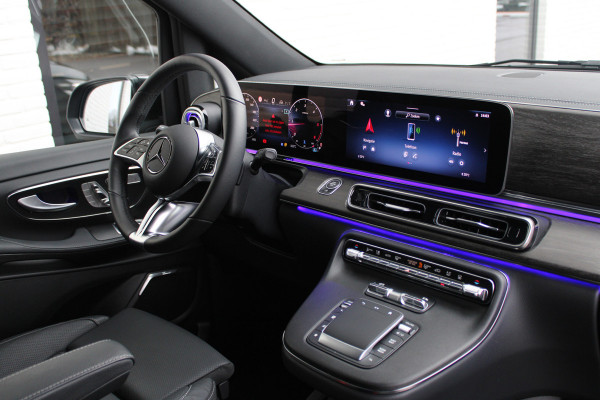 Mercedes-Benz V-Klasse 300d / DC / AMG / Elec Stoelen / 360 Cam / 2x Elec Schuifdeur / Burmester / Vol Opties / NIEUWSTAAT