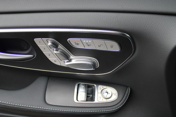 Mercedes-Benz V-Klasse 300d / DC / AMG / Elec Stoelen / 360 Cam / 2x Elec Schuifdeur / Burmester / Vol Opties / NIEUWSTAAT
