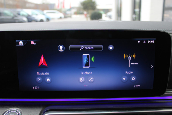 Mercedes-Benz V-Klasse 300d / DC / AMG / Elec Stoelen / 360 Cam / 2x Elec Schuifdeur / Burmester / Vol Opties / NIEUWSTAAT