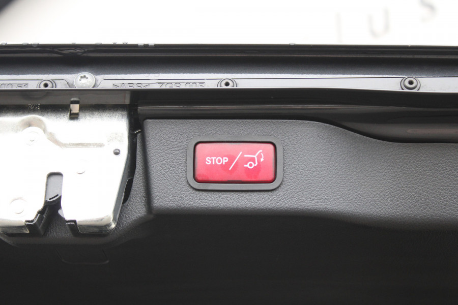 Mercedes-Benz V-Klasse 300d / DC / AMG / Elec Stoelen / 360 Cam / 2x Elec Schuifdeur / Burmester / Vol Opties / NIEUWSTAAT