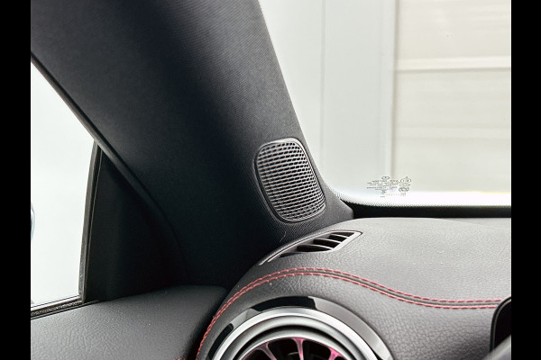 Mercedes-Benz CLA-Klasse Shooting Brake 250 e Star Edition AMG Line | Night Pakket | Sfeerverlichting | Ledkoplampen | Apple CarPlay | Keyless-Go | Inclusief 24 maanden MB Certified garantie voor Europa.