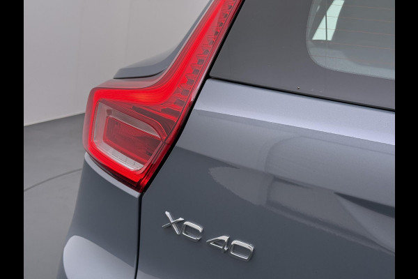 Volvo XC40 Recharge Core 70 kWh | ACHTERUITRIJCAMERA | APPLE CARPLAY | CRUISE CONTROL | DRAADLOZE TELEFOON LADER | RIJKLAARPRIJS INCL. 12 MND BOVAG GARANTIE
