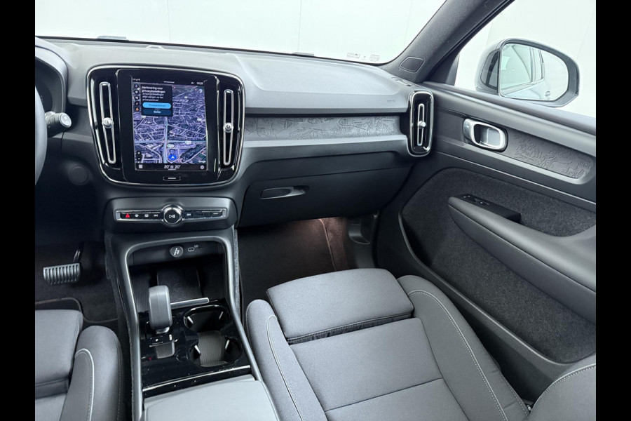 Volvo XC40 Recharge Core 70 kWh | ACHTERUITRIJCAMERA | APPLE CARPLAY | CRUISE CONTROL | DRAADLOZE TELEFOON LADER | RIJKLAARPRIJS INCL. 12 MND BOVAG GARANTIE