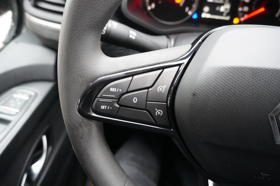 Renault Trafic 2.0 Blue dCi 130 T30 L2H1 Red Edition nr. v149 | Airco | Cruise | Apple CP + Android auto