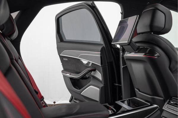 Audi S8 4.0 TFSI 571pk Quattro Keramisch B&O Advanced Nachtzicht RSE Carbon 4-Wielsturing