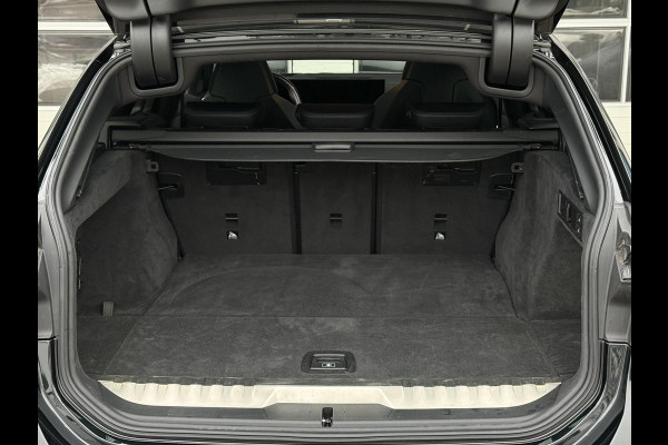 BMW 3 Serie Touring 330e M SPORT PRO LCI | M STOELEN | MEMORY SEATS | PANORAMA | 360 CAMERA | 19 INCH LM VELGEN |