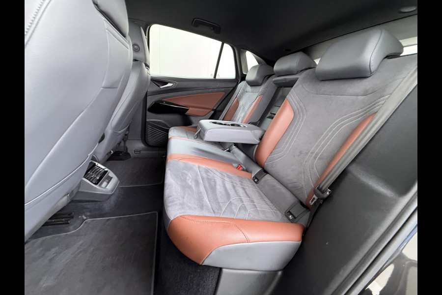 Volkswagen ID.4 204PK First 77kWh SOH 90% Leer/Alcantara Adap.Cruise Camera Apple Carplay Android Navi Ecc Pdc-a+v Lmv 20" Stoel+Stuurverwarming Led Bordherkenning Voor-Klimatisering Semi-Autopilot App-Connect E-sound Front-Assist Origineel Nederlandse Auto