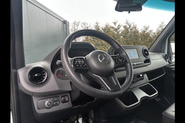 Mercedes-Benz Sprinter 3.5T 311 CDI AUTOMAAT / 22.128 KM !! / HIAB KRAAN T-CLX 013 / 1e EIG. / TREKHAAK / AIRCO / CRUISE / APPLE CARPLAY
