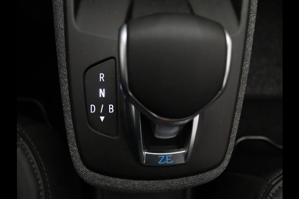 Renault ZOE R135 Intens 52 kWh Camera | Cruise | Navi | Parkeersens. v+a | Stoel-/stuurverw.