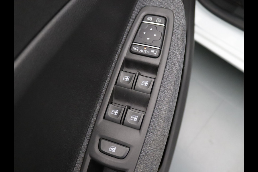 Renault ZOE R135 Intens 52 kWh Camera | Cruise | Navi | Parkeersens. v+a | Stoel-/stuurverw.