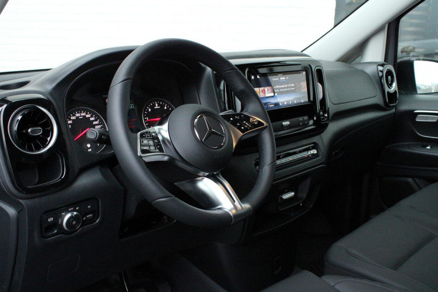 Mercedes-Benz Vito 119 CDI / Aut / XXL / Led / Leer / Achterdeuren / Stoelverw / Camera / Vol Opties / NIEUW!!