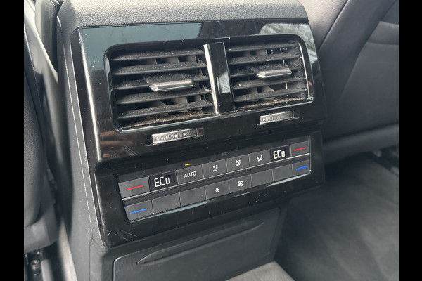 Volkswagen Touareg 3.0 TSi eHybrid ELEGANCE 4MOTION HEAD-UP/LUCHTVERING/PANORAMADAK