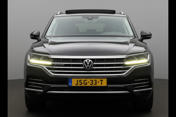 Volkswagen Touareg 3.0 TSi eHybrid ELEGANCE 4MOTION HEAD-UP/LUCHTVERING/PANORAMADAK