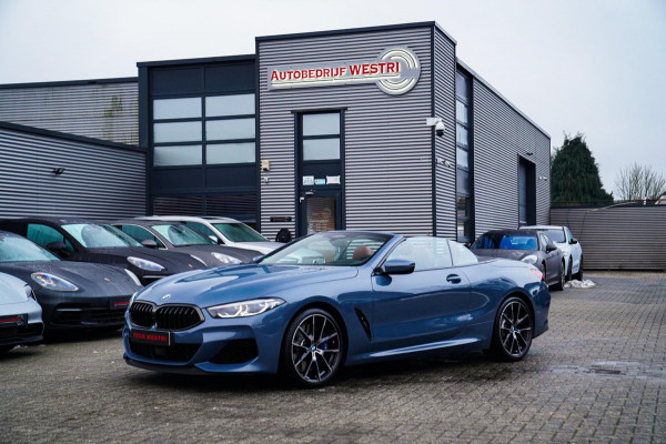 BMW 8 Serie M850i xDrive High Executive | Harman Kardon | Barcelona Blau | Adaptieve cruise | Laser LED | HuD | Stoelventilatie |