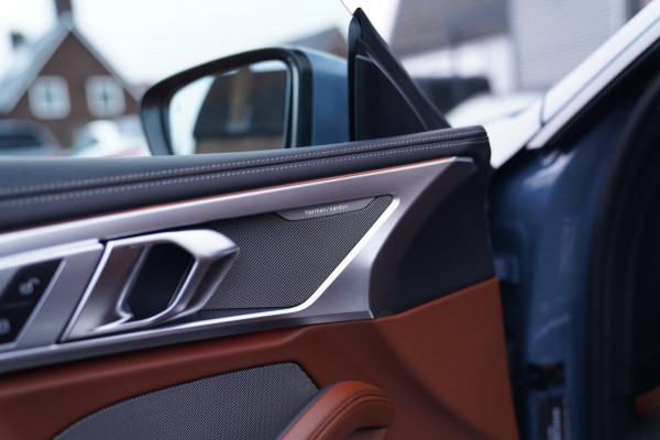BMW 8 Serie M850i xDrive High Executive | Harman Kardon | Barcelona Blau | Adaptieve cruise | Laser LED | HuD | Stoelventilatie |
