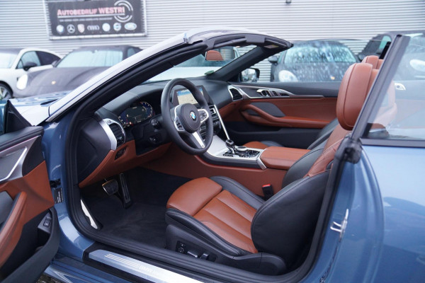 BMW 8 Serie M850i xDrive High Executive | Harman Kardon | Barcelona Blau | Adaptieve cruise | Laser LED | HuD | Stoelventilatie |