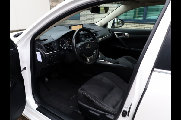 Lexus CT 200h Business Launch Edition | Premium Navi | Adaptive Cruise