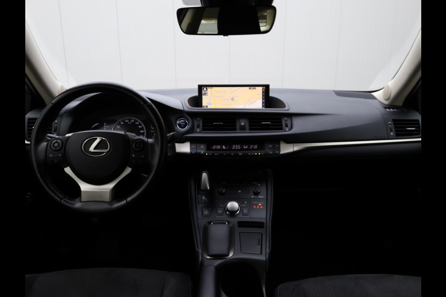 Lexus CT 200h Business Launch Edition | Premium Navi | Adaptive Cruise