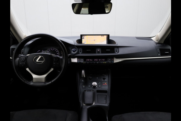 Lexus CT 200h Business Launch Edition | Premium Navi | Adaptive Cruise