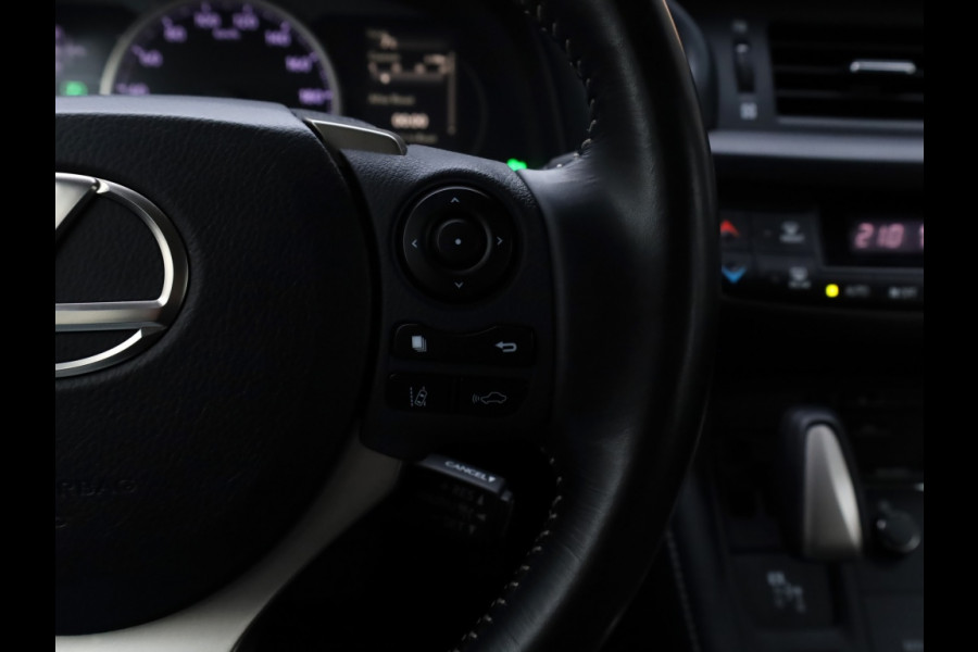 Lexus CT 200h Business Launch Edition | Premium Navi | Adaptive Cruise