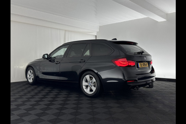 BMW 3 Serie Touring 320d EDE Executive Aut. *PANO | LEATHER | FULL-LED | DIGI-COCKPIT | HEATED-SPORTSEATS | NAVI-FULLMAP | PRIVACY-GLASS | ECC | KEYLESS | LANE-ASSIST | PDC | CRUISE | TOWBAR | 18''ALU*