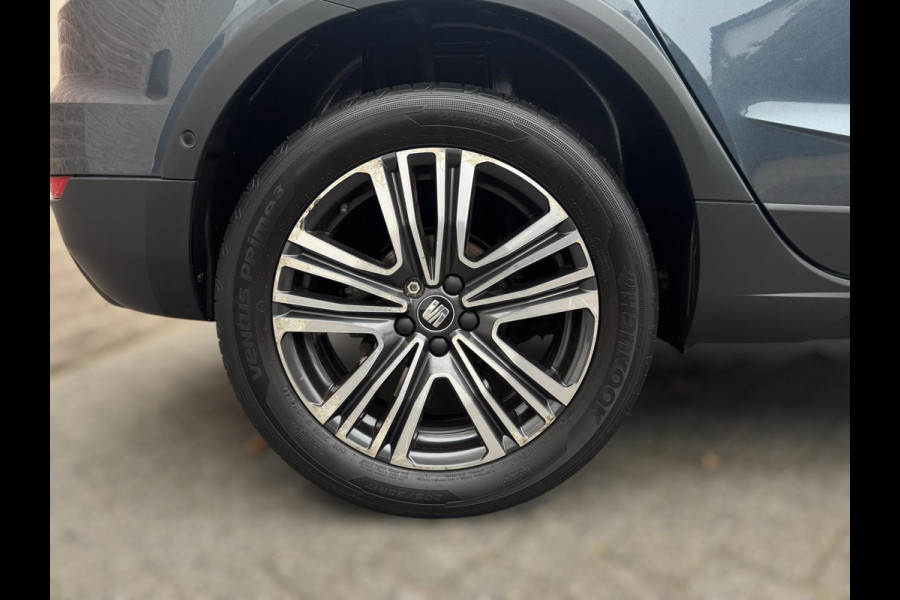 Seat Arona 1.0 TSI Xcellence Business Intense TREKHAAK / VIRT. COCKP / CAMERA / CARPLAY / ECC / STOELV / KEYLESS / LED / WARN SPOT