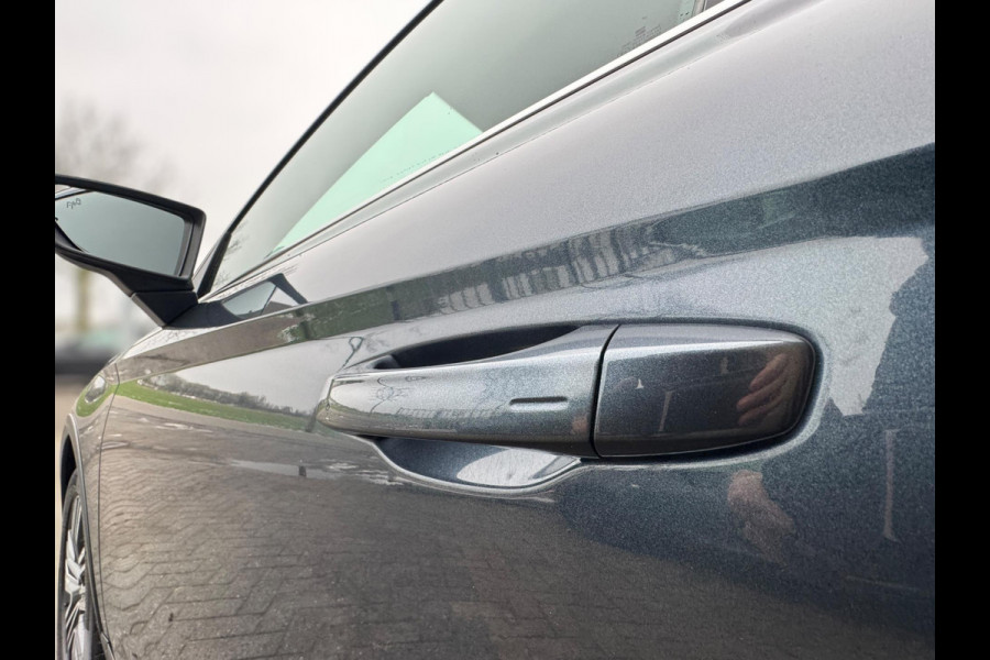 Seat Arona 1.0 TSI Xcellence Business Intense TREKHAAK / VIRT. COCKP / CAMERA / CARPLAY / ECC / STOELV / KEYLESS / LED / WARN SPOT