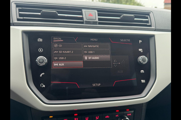 Seat Arona 1.0 TSI Xcellence Business Intense TREKHAAK / VIRT. COCKP / CAMERA / CARPLAY / ECC / STOELV / KEYLESS / LED / WARN SPOT