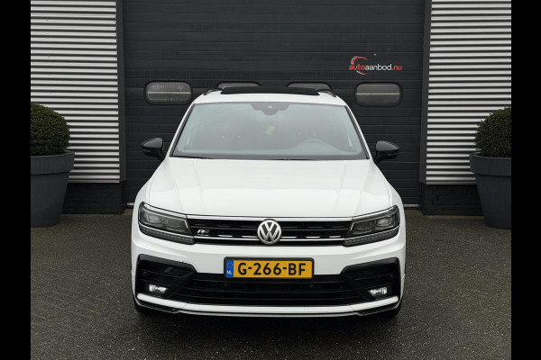 Volkswagen Tiguan 1.5 TSI R-Line | Panoramadak | Adaptive Cruise Control | Camera | Digitale Dashboard | Elektrische Trekhaak |