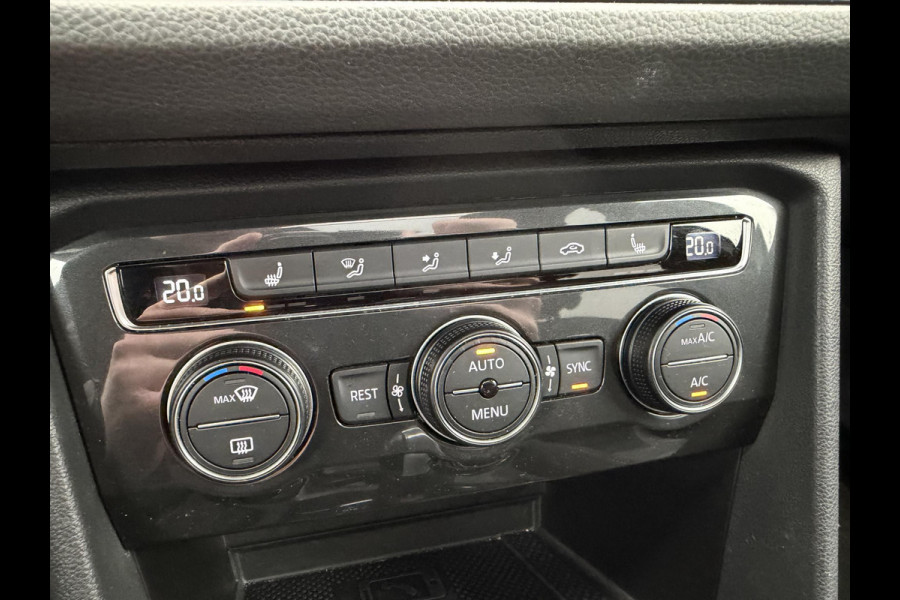 Volkswagen Tiguan 1.5 TSI R-Line | Panoramadak | Adaptive Cruise Control | Camera | Digitale Dashboard | Elektrische Trekhaak |