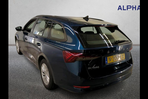 Škoda Octavia Combi 1.0 e-TSI Business Edition Navigatie Apple Carplay/Android Auto Parkeersensoren Adaptive Cruise Control Virtual Cockpit Full Led Climate Control Lichtmetalen velgen