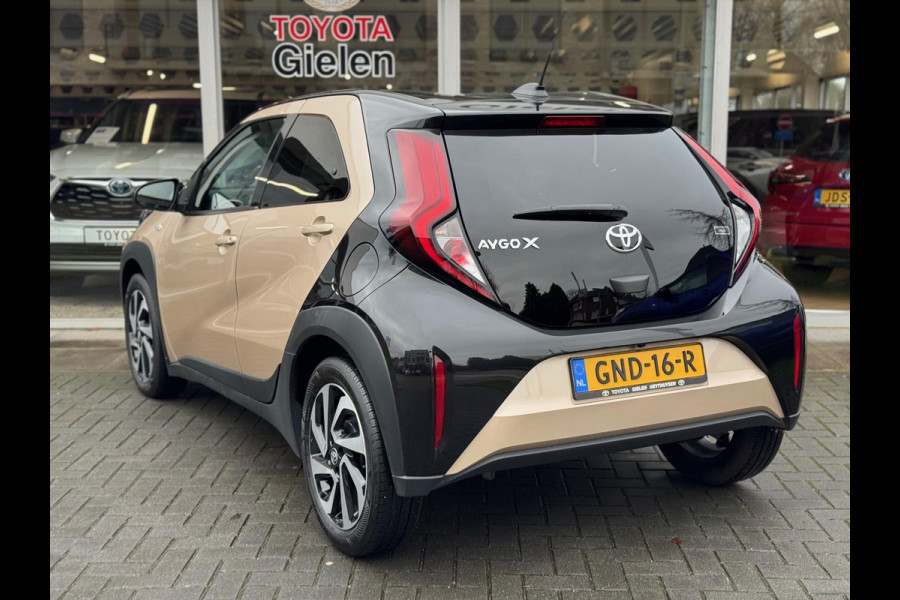 Toyota Aygo X 1.0 VVT-i Automaat Pulse | Stoelverwarming, Airconditioning, Apple CarPlay/Android Auto, Bi-Tone, 17 inch Lichtmetalen velgen