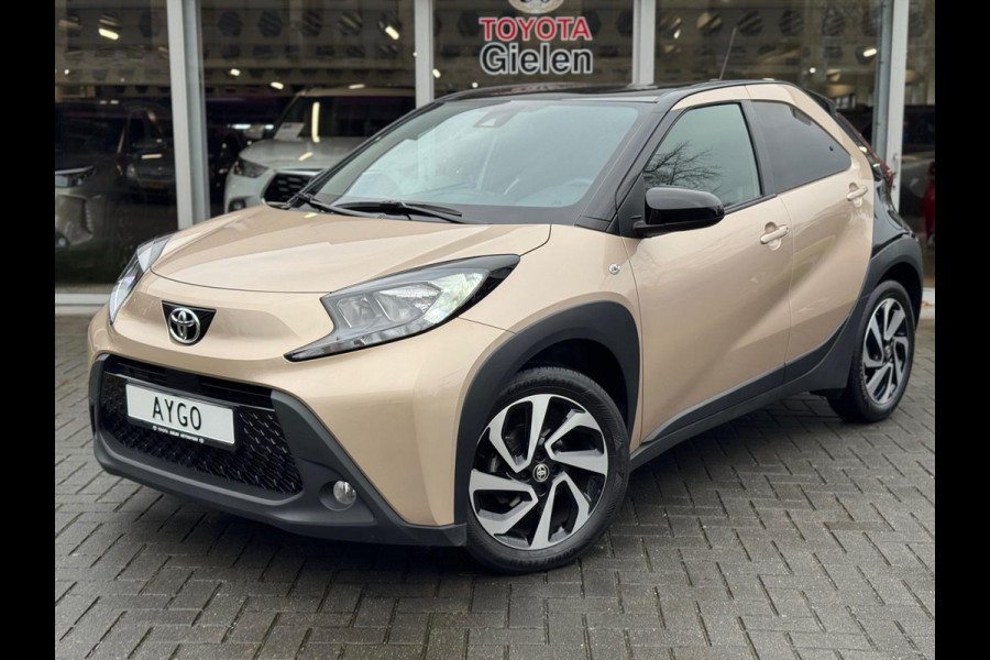 Toyota Aygo X 1.0 VVT-i Automaat Pulse | Stoelverwarming, Airconditioning, Apple CarPlay/Android Auto, Bi-Tone, 17 inch Lichtmetalen velgen