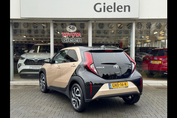 Toyota Aygo X 1.0 VVT-i Automaat Pulse | Stoelverwarming, Airconditioning, Apple CarPlay/Android Auto, Bi-Tone, 17 inch Lichtmetalen velgen