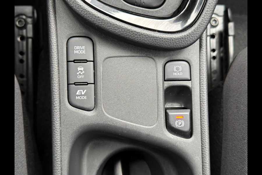 Toyota Yaris Cross 1.5 Hybrid 130PK First Edition | Stoel + Stuurverwarming, Keyless, 17inch, CarPlay, Groot scherm, Oxyde Bronze