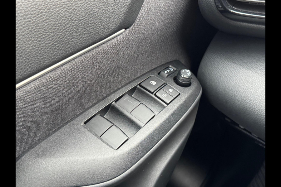 Toyota Yaris Cross 1.5 Hybrid 130PK First Edition | Stoel + Stuurverwarming, Keyless, 17inch, CarPlay, Groot scherm, Oxyde Bronze