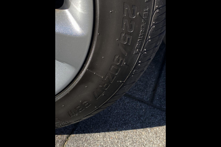 Opel Zafira 1.4 T Tourer Executive 7Persoons. - AUTOMAAT I Navigatie I Airco I Sport velgen I PDC I Dealer onderhouden