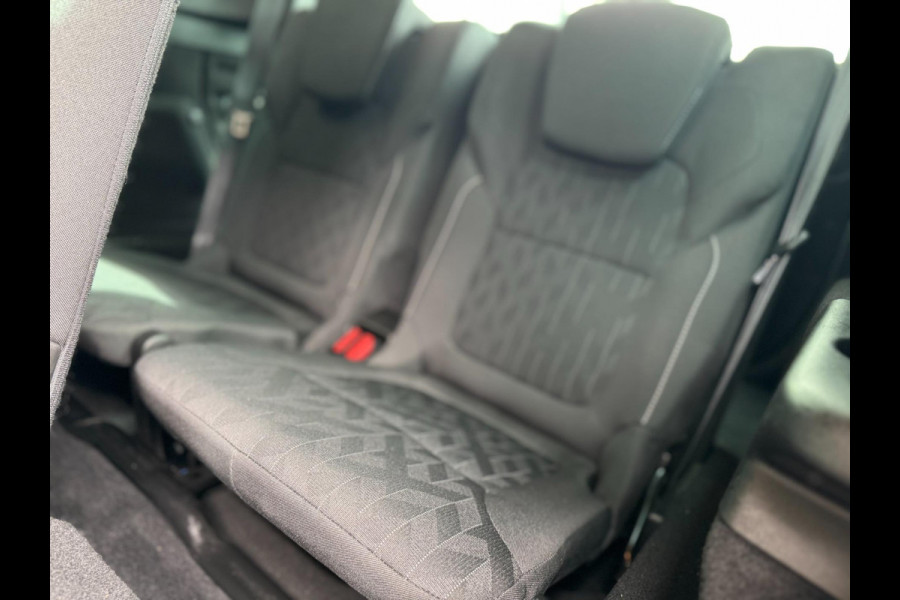Renault Grand Scénic 1.3 TCe Limited 7 Pers.- AUTOMAAT I Navigatie I Airco I Achteruitrij Camera I LED/PDC I Dealer onderhouden