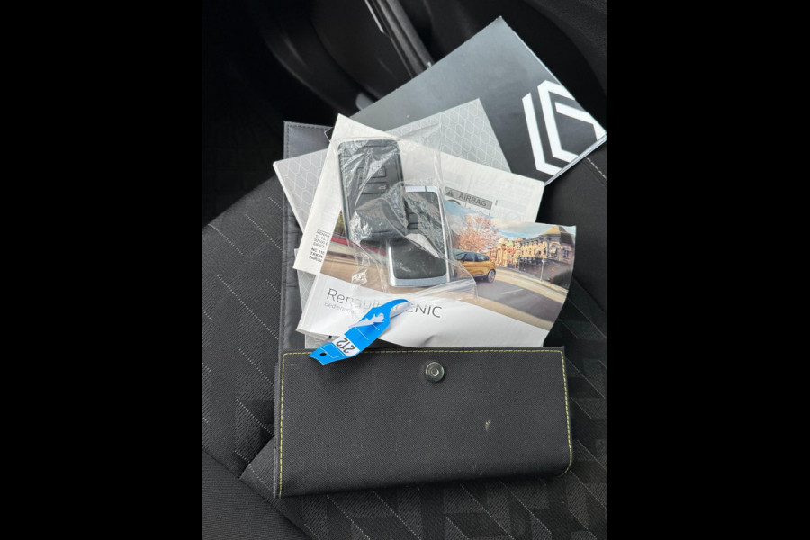 Renault Grand Scénic 1.3 TCe Limited 7 Pers.- AUTOMAAT I Navigatie I Airco I Achteruitrij Camera I LED/PDC I Dealer onderhouden