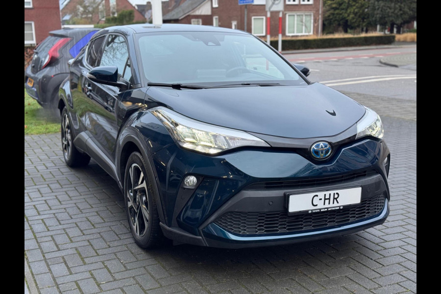 Toyota C-HR 2.0 Hybrid 184pk Style | Dodehoekherkenning, Stoel + Stuurverwarming, Parkeersensoren, Nieuwe multimedia