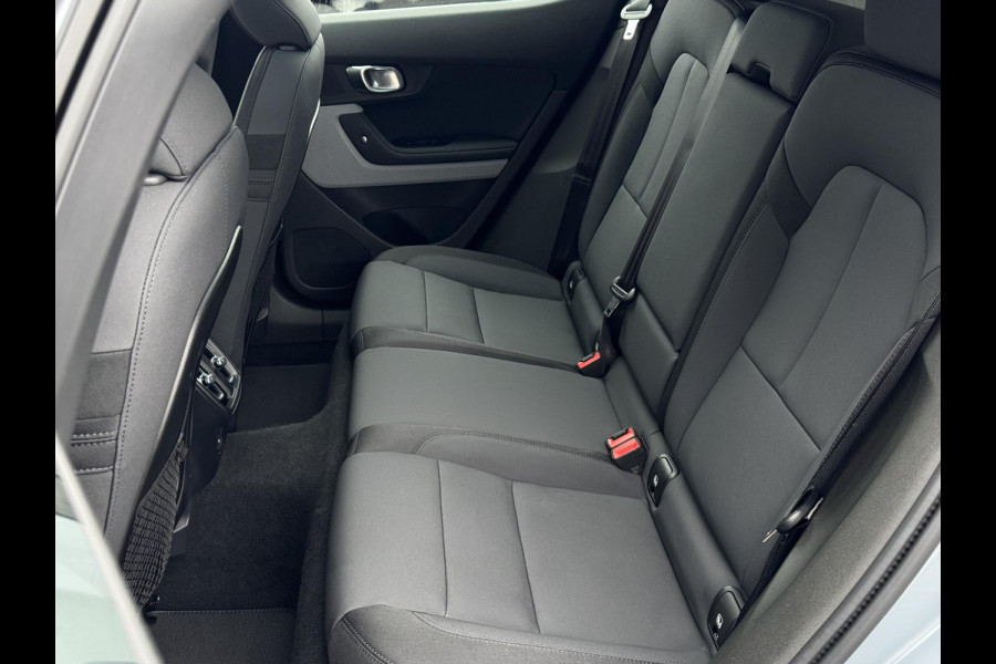 Polestar 2 Long Range Dual Motor Launch Edition 78kWh NL AUTO | PANO | STUURWIEL VERW | STOELVERW | 360 CAMERA