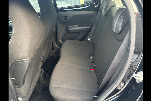 Peugeot 108 1.0 e-VTi Allure 5drs | Navigatie | Rijklaar geleverd incl 12 maanden BOVAG garantie! |