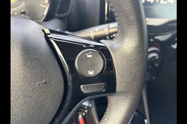 Peugeot 108 1.0 e-VTi Allure 5drs | Navigatie | Rijklaar geleverd incl 12 maanden BOVAG garantie! |
